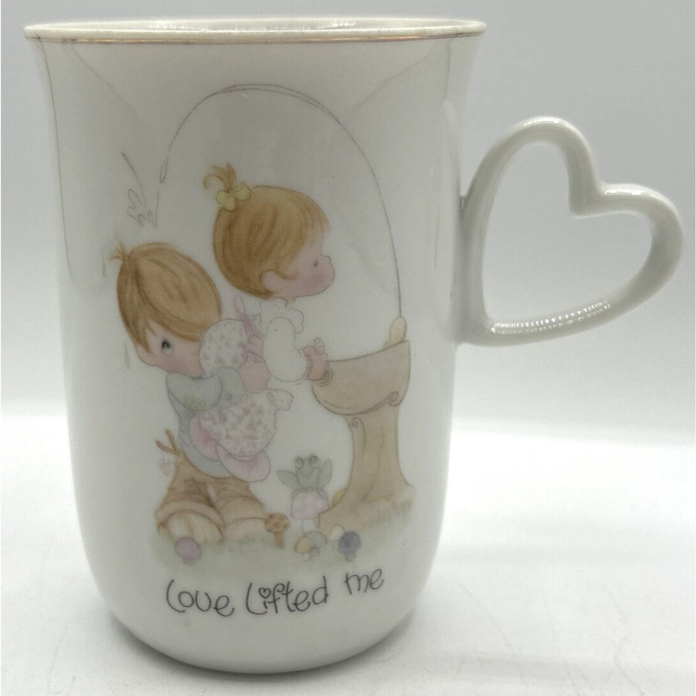 1984 Enesco Precious Moments Love Lifted Me Keepsake‎ Mug U237